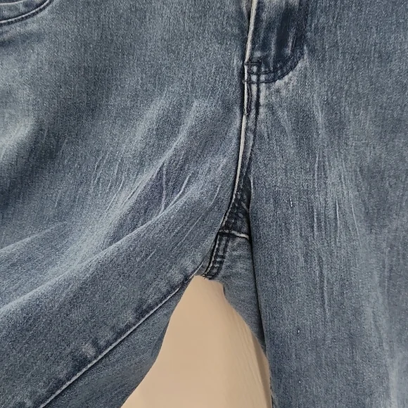 Hybrid & Company Skinny Jeans - Picture 4 of 13